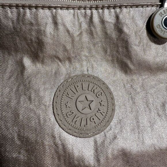 Kipling Gold Crossbody Bag with Adjustable Strap and Textured Finish - Picture 15 of 15